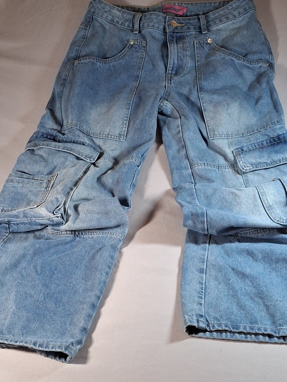 Edikted Y2K Light Wash Baggy Cargo Jeans - Size Medium
